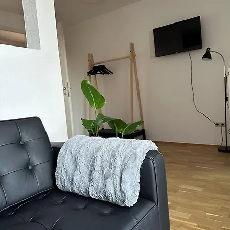 Apartment Feelgood 59, Stilvolles In Barleben, Bei Magdeburg, Parkplatz Und Netflix Kostenfrei, Nur 2 Km Bis Zur A2 *