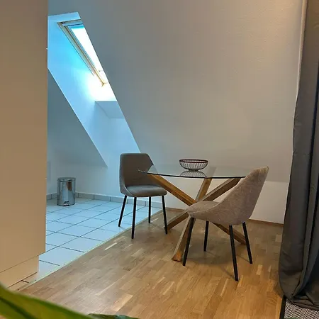 Feelgood 59, Stilvolles In Barleben, Bei Magdeburg, Parkplatz Und Netflix Kostenfrei, Nur 2 Km Bis Zur A2 Apartment *
